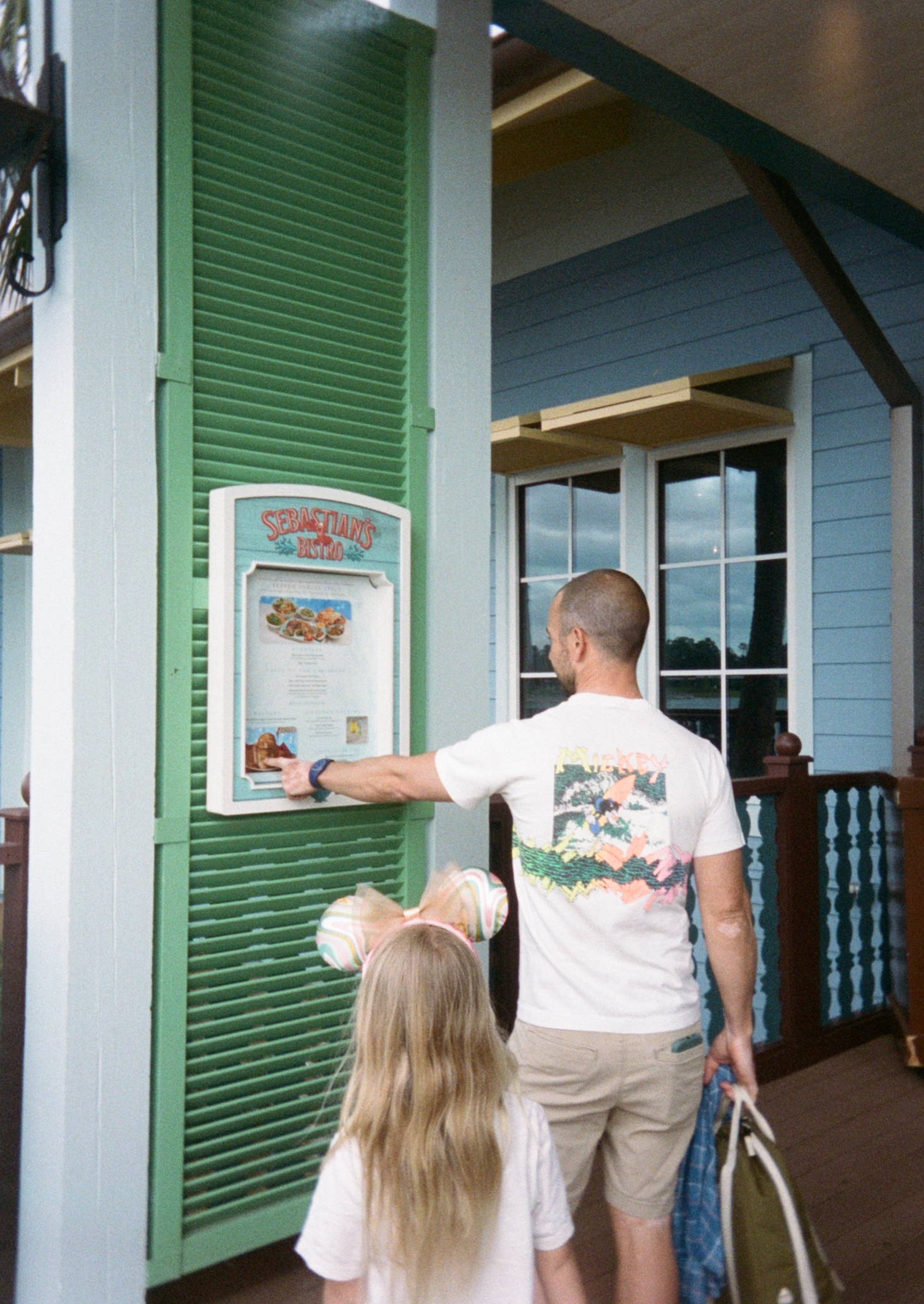 Disney World restaurants, coolest Disney World restaurants, best Disney World restaurants for kids, hidden gems in Disney World, Disney World dining reservations